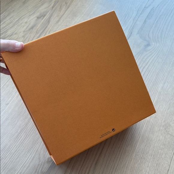 Louis Vuitton | Signature Orange Gift Box | Empty - Picture 6 of 9
